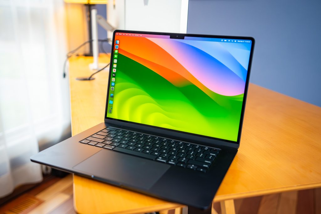 Macbook Air M3 – A Must Have Gadget for Every Student