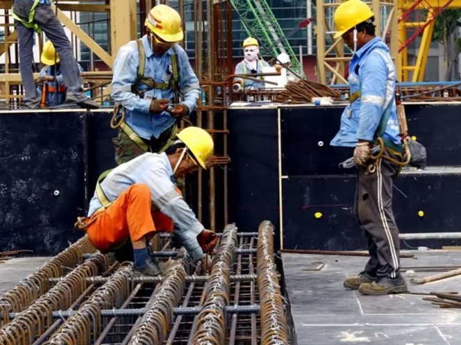 The Training Revolution That’s Saving Lives: Why Singapore’s Construction Workers Are Flocking Here